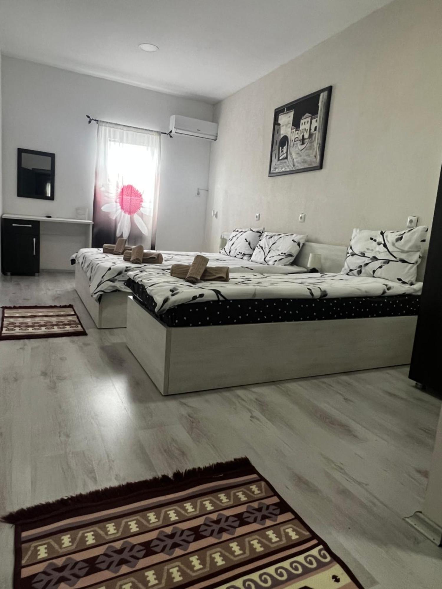 Komplex Prague Gorno Lakocerej Buitenkant foto